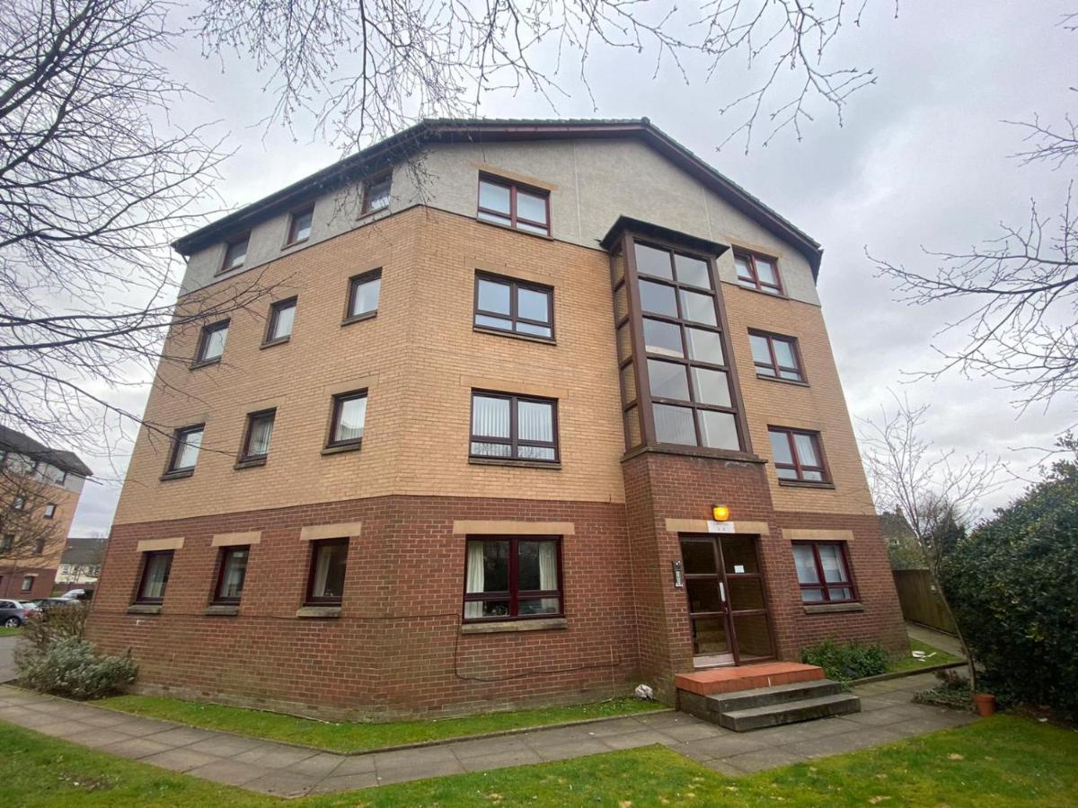 Beautiful 3 Bedroom Apt, Mins From Glasgow Airport, M8 & Sec Paisley Exteriér fotografie